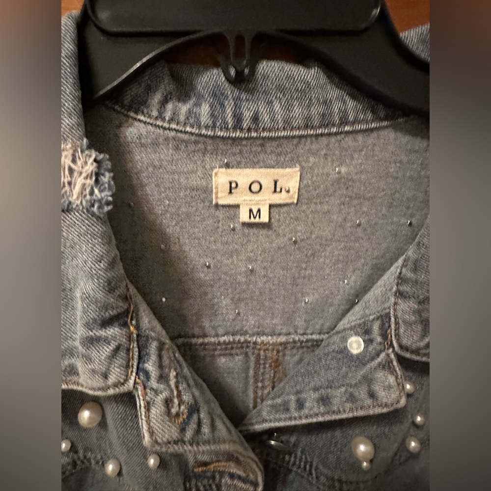 NWOT POL DENIM PEARL/STAR DETAIL DENIM JACKET - Picture 5 of 7